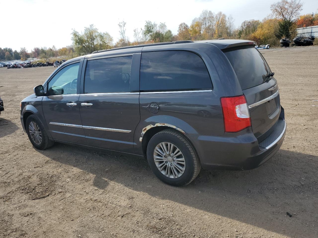 Lot #2989005592 2016 CHRYSLER TOWN & COU