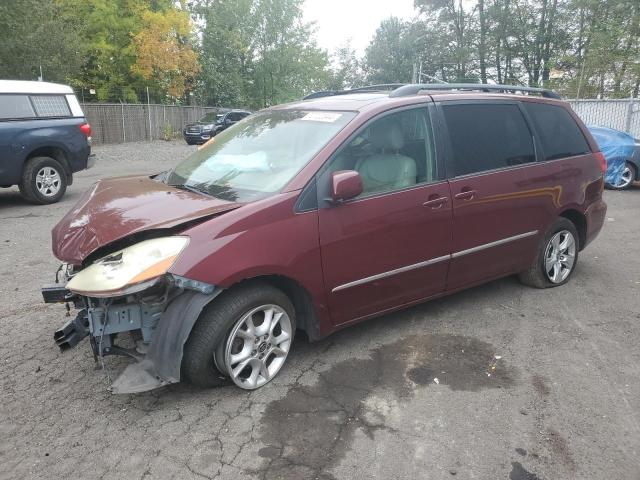 TOYOTA SIENNA XLE