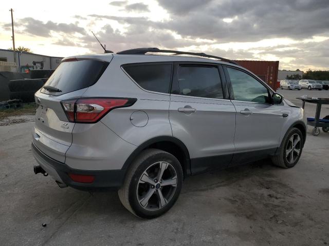 VIN 1FMCU0G93HUB96568 2017 Ford Escape, SE no.3