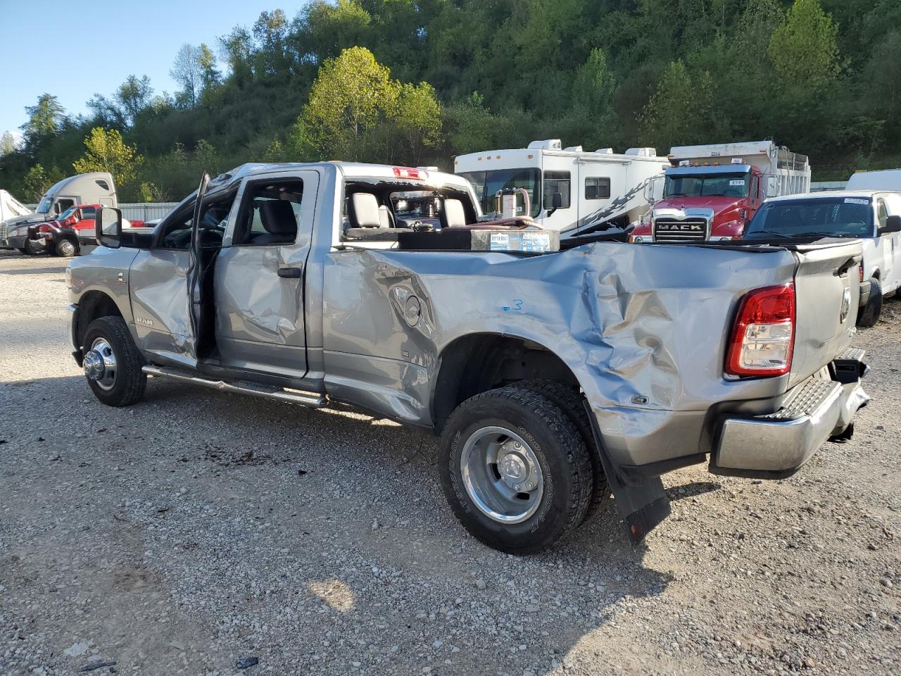 Lot #2928651771 2021 RAM 3500 TRADE