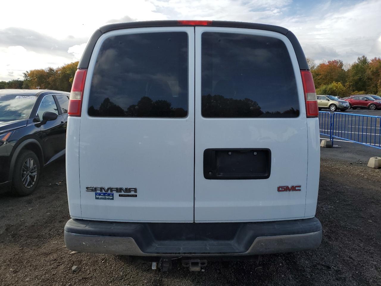 Lot #2920666879 2014 GMC SAVANA G25