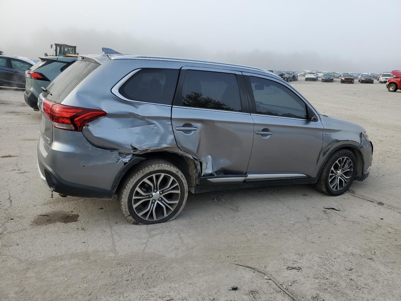 Lot #2974711224 2017 MITSUBISHI OUTLANDER