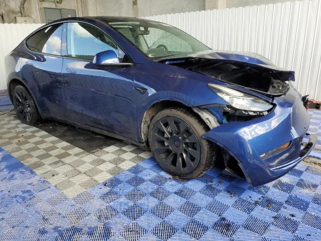 VIN 7SAYGDEE0NF480174 2022 Tesla MODEL Y no.4