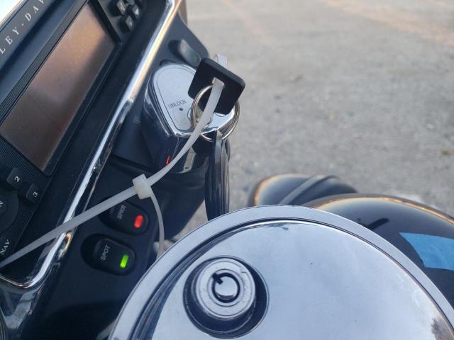 2006 HARLEY-DAVIDSON FLHTCUI 1HD1FCW186Y699407