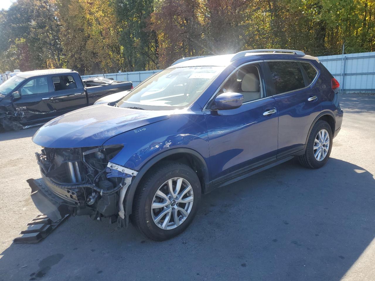  Salvage Nissan Rogue