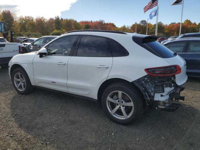 VIN WP1AB2A53FLB42045 2015 Porsche Macan, S no.2