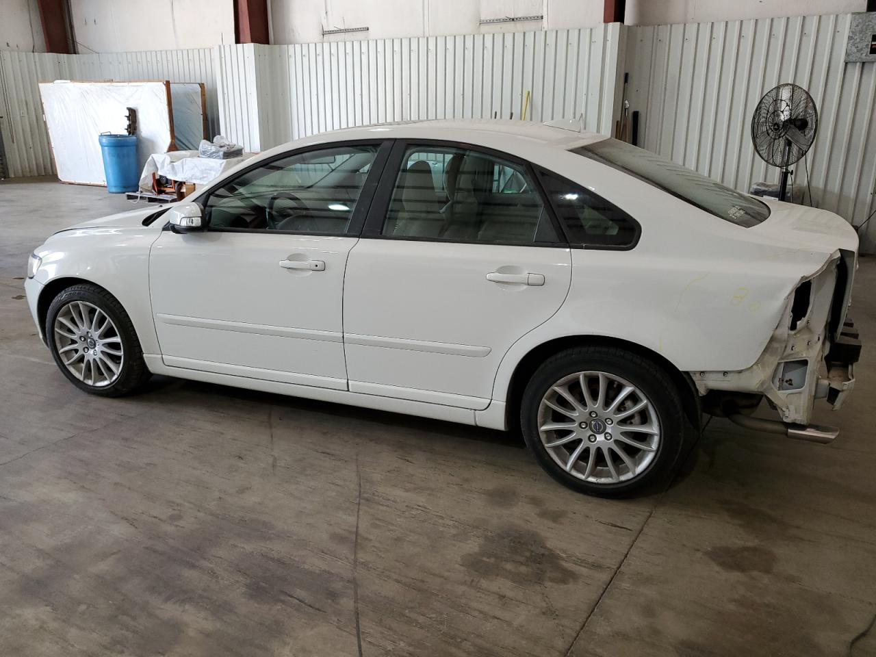 Lot #2945490139 2011 VOLVO S40 T5