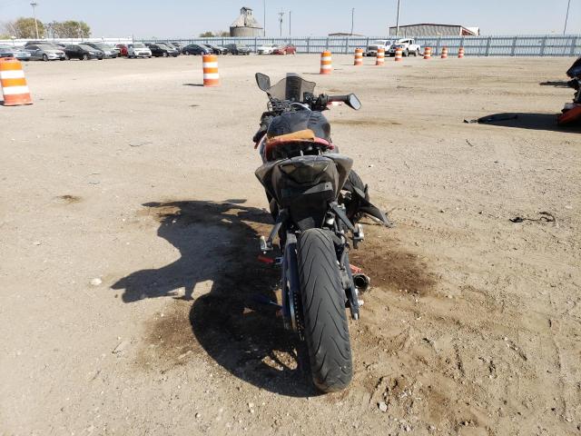 2015 YAMAHA YZFR3 MH3RH06Y2FK003011