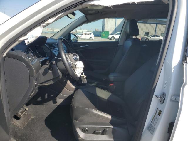 2018 VOLKSWAGEN TIGUAN SE - 3VV3B7AX2JM207100