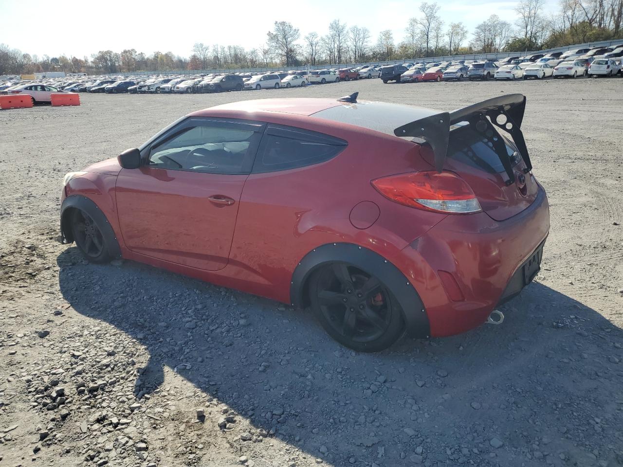 Lot #2942954300 2013 HYUNDAI VELOSTER