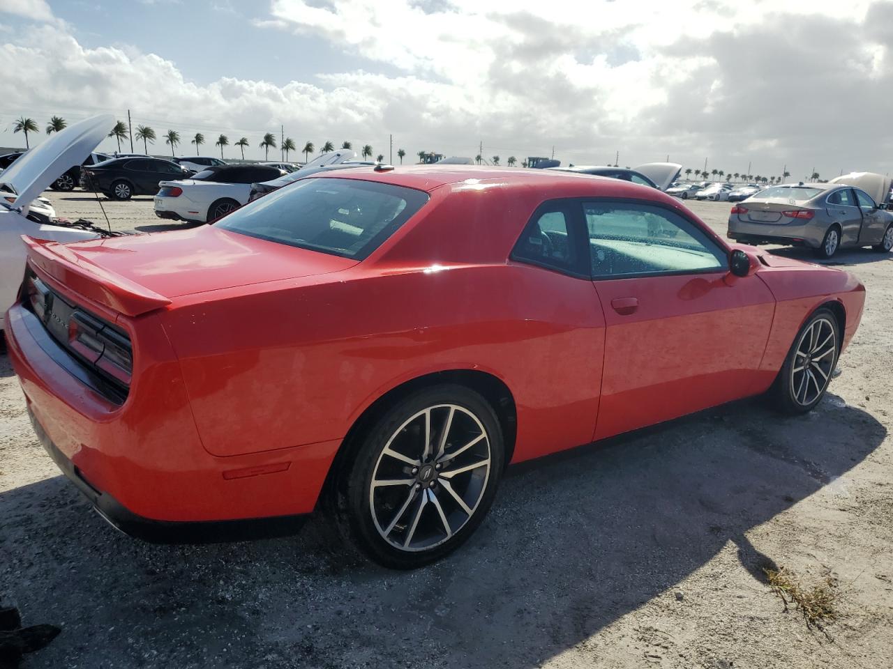 Lot #2986306205 2022 DODGE CHALLENGER