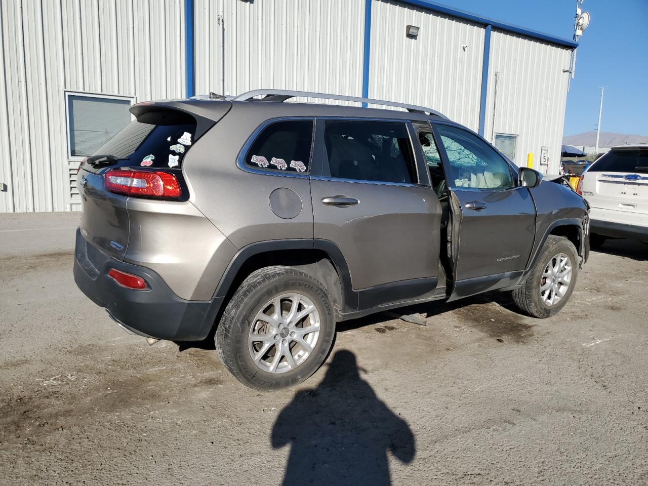 Lot #2994532838 2016 JEEP CHEROKEE L