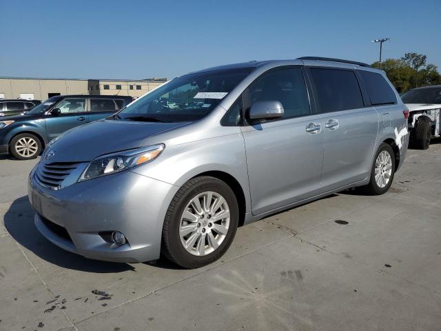 2016 TOYOTA SIENNA XLE 2016