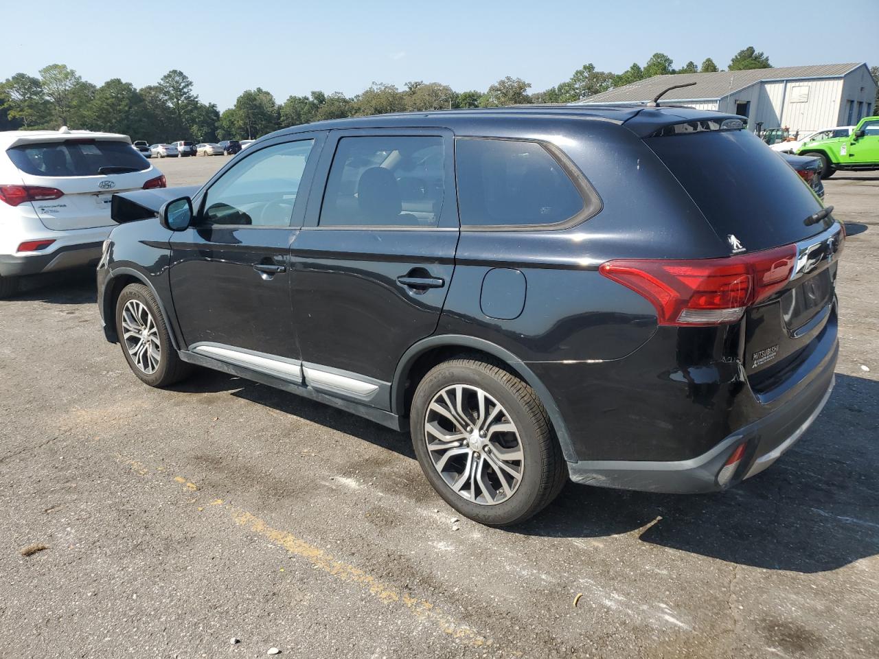 Lot #2907558663 2016 MITSUBISHI OUTLANDER