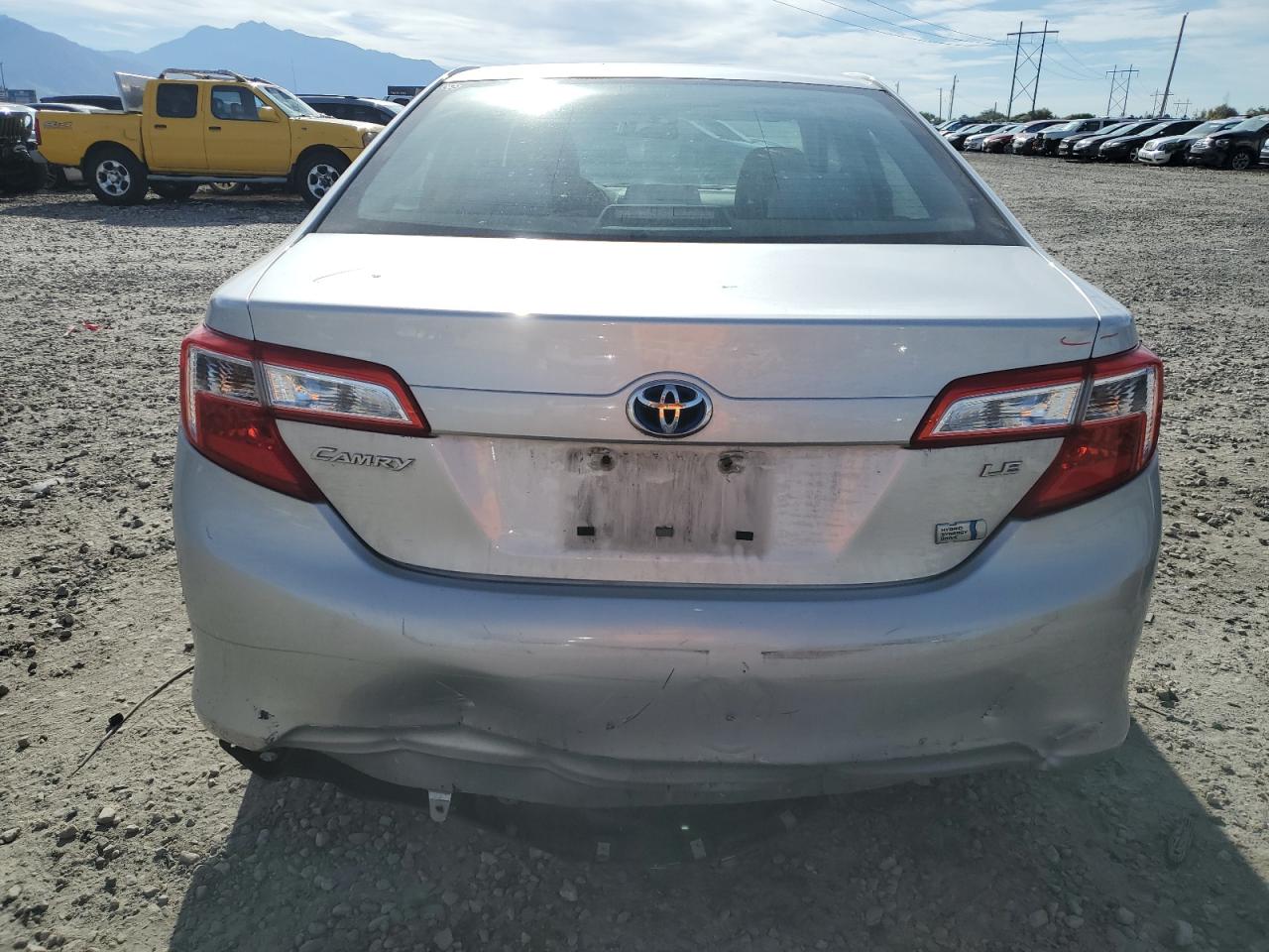 Lot #3024714661 2014 TOYOTA CAMRY HYBR