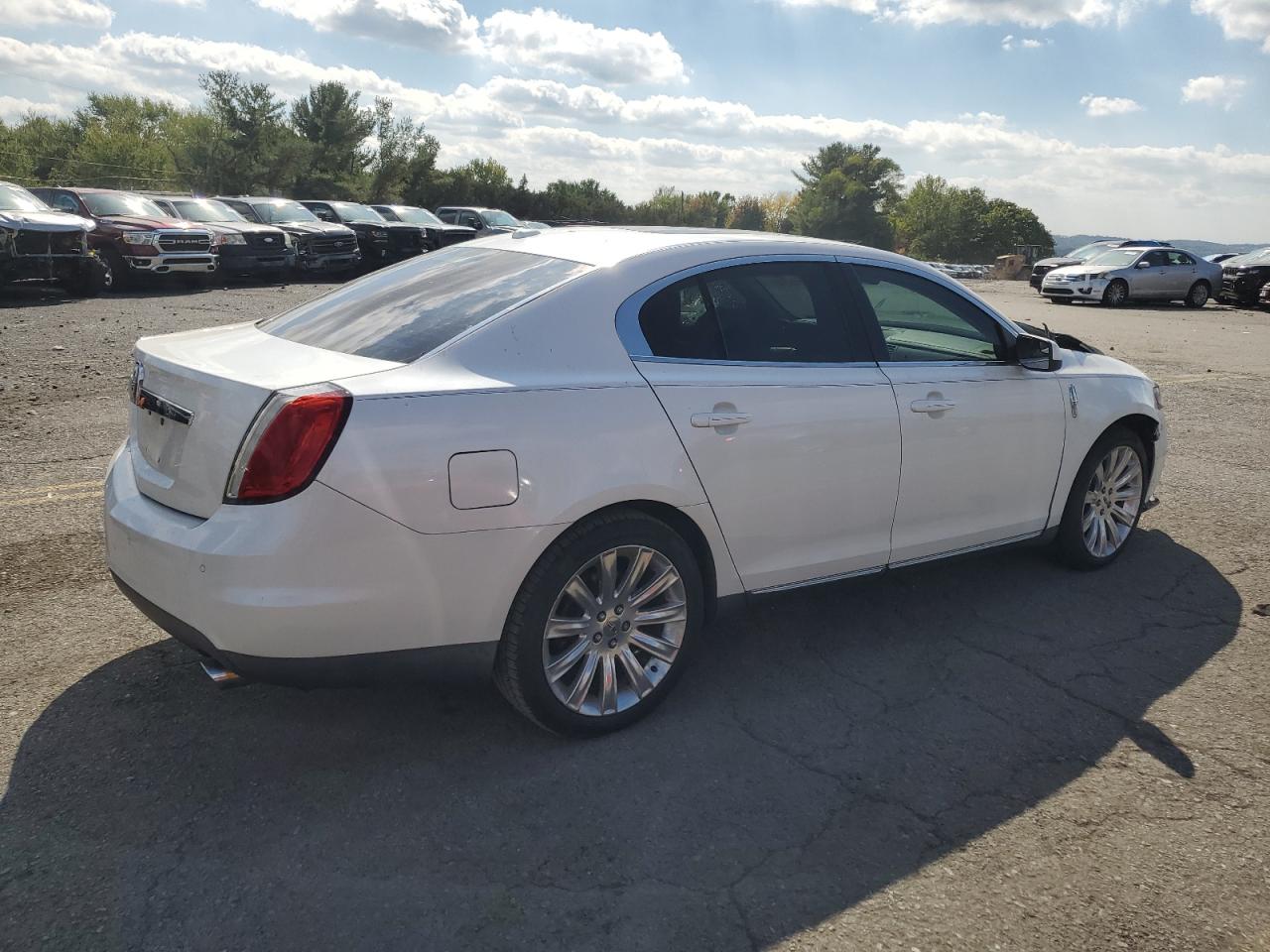 Lot #3052495134 2010 LINCOLN MKS