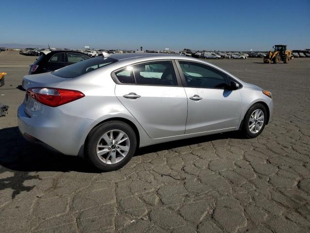 VIN KNAFK4A65E5072981 2014 KIA Forte, LX no.3