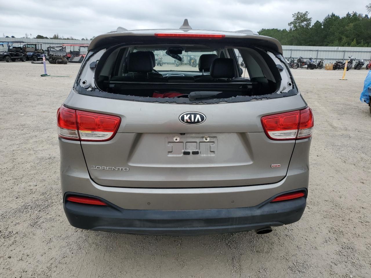 Lot #2943034302 2017 KIA SORENTO LX