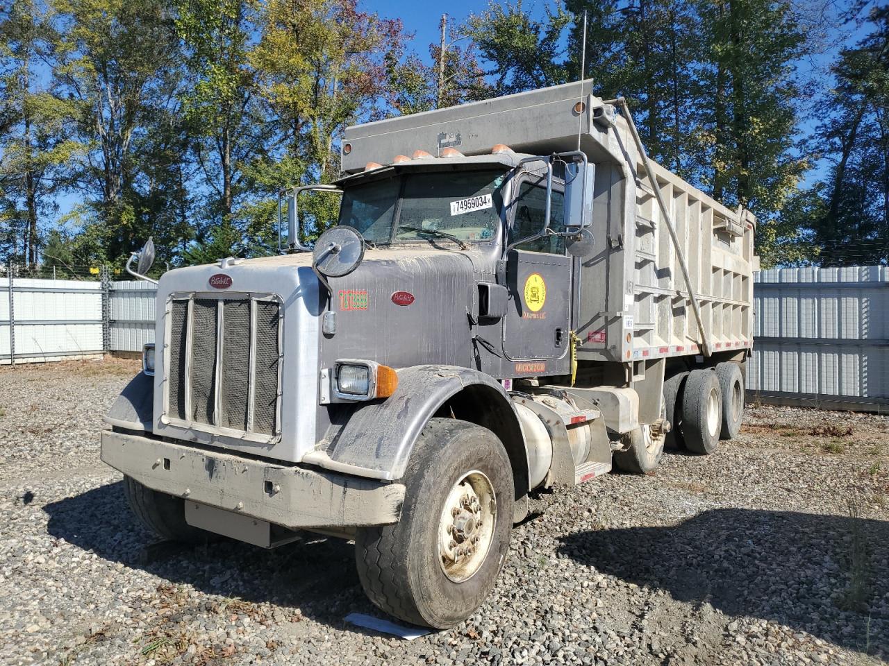 Lot #2996246389 2014 PETERBILT 365