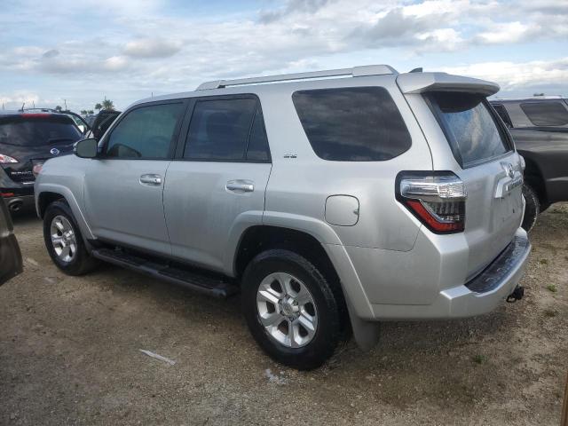 VIN JTEZU5JR3J5188261 2018 Toyota 4runner, SR5 no.2