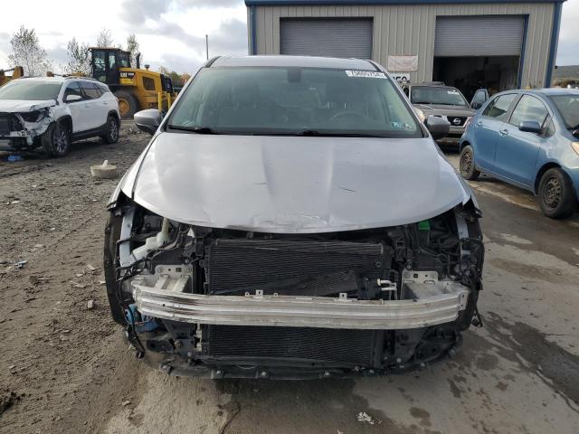 VIN 2C4RC1DG4HR522563 2017 Chrysler Pacifica, Touring no.5