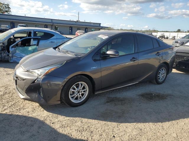 VIN JTDKBRFUXJ3590211 2018 Toyota Prius no.1