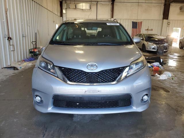 2017 TOYOTA SIENNA SE 5TDXZ3DC2HS811852