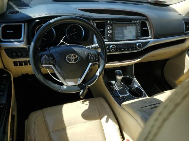 VIN 5TDJZRFH3HS433834 2017 Toyota Highlander, SE no.8