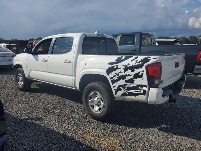 VIN 5TFAX5GNXJX125899 2018 Toyota Tacoma, Double Cab no.2