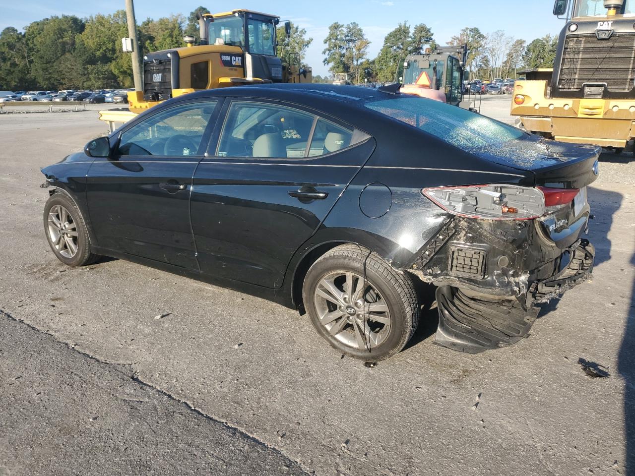 Lot #2935907766 2017 HYUNDAI ELANTRA SE