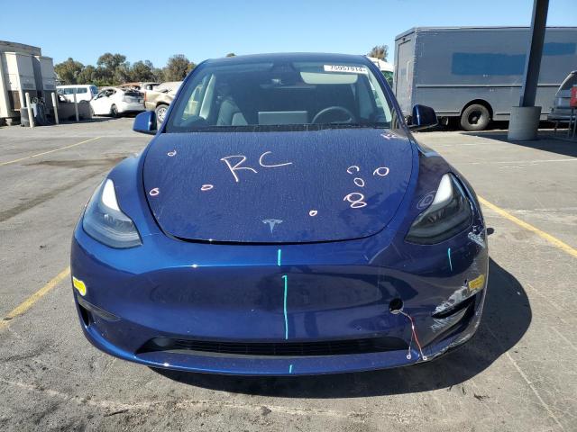 VIN 7SAYGDEF2NF345786 2022 Tesla MODEL Y no.5