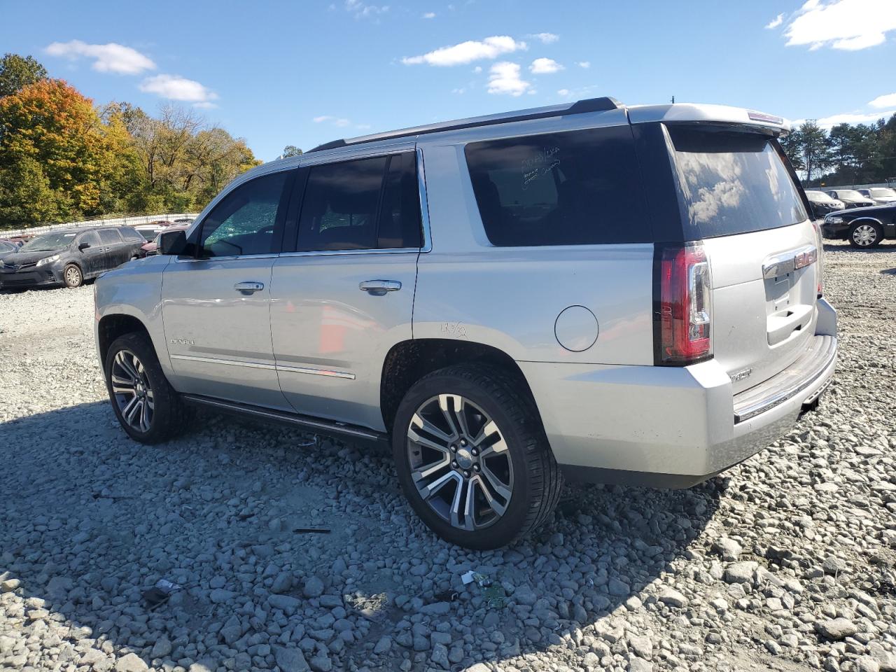 Lot #2960191110 2020 GMC YUKON DENA