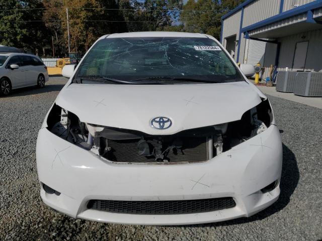 VIN 5TDKK3DC6FS676984 2015 Toyota Sienna, LE no.5