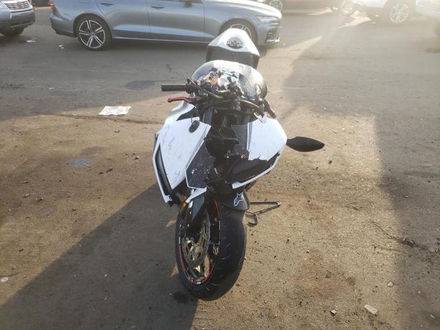 2016 HONDA CBR600 RR JH2PC40J2GK200552