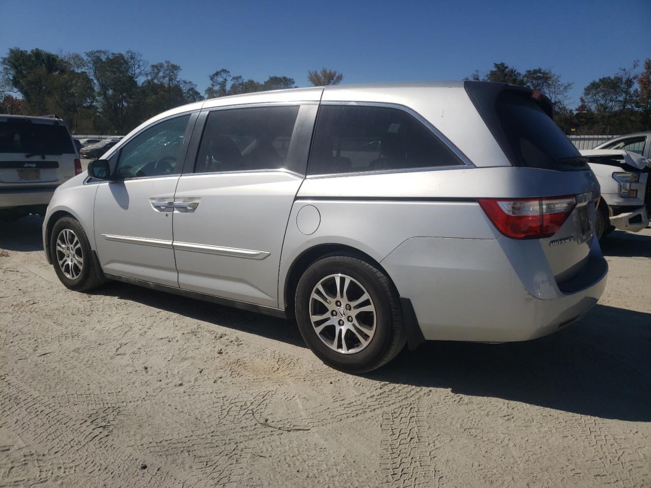 Lot #2919433434 2012 HONDA ODYSSEY EX