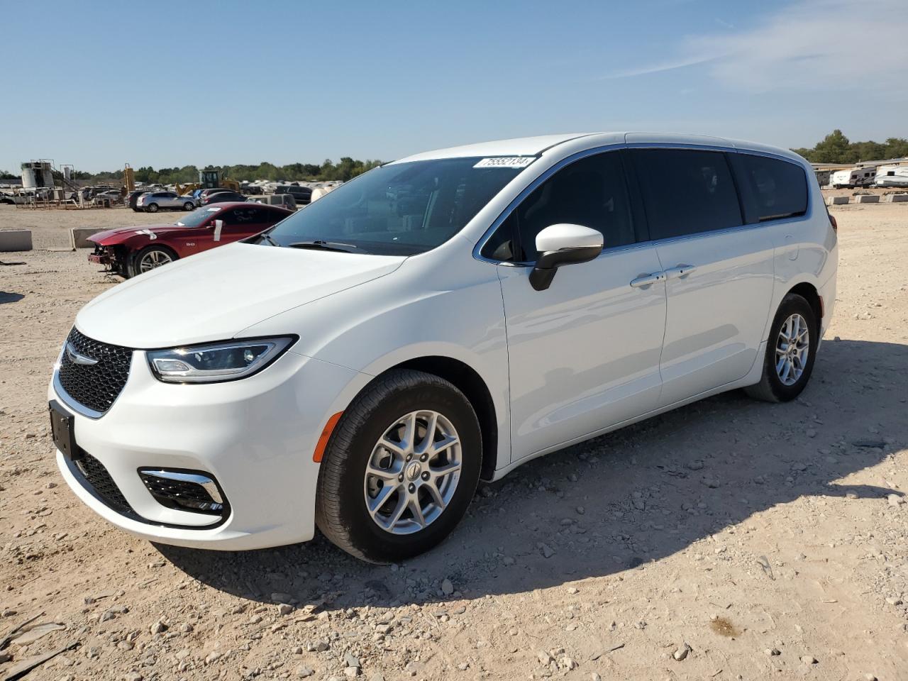 Chrysler Pacifica 2023 RU