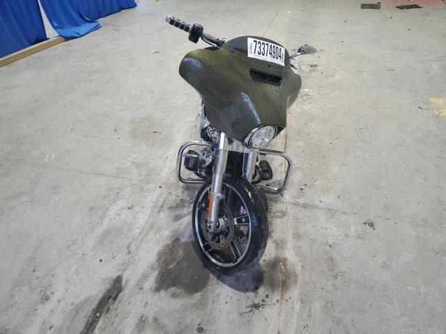 2016 HARLEY-DAVIDSON FLHX STREE - 1HD1KBM19GB640248