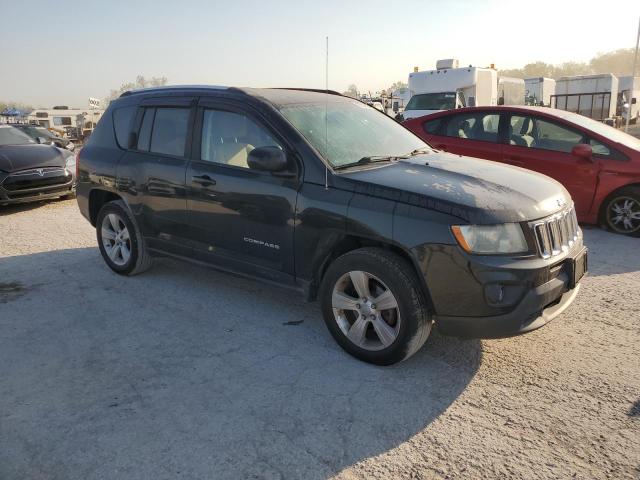 VIN 1C4NJCBB5DD218999 2013 Jeep Compass, Sport no.4