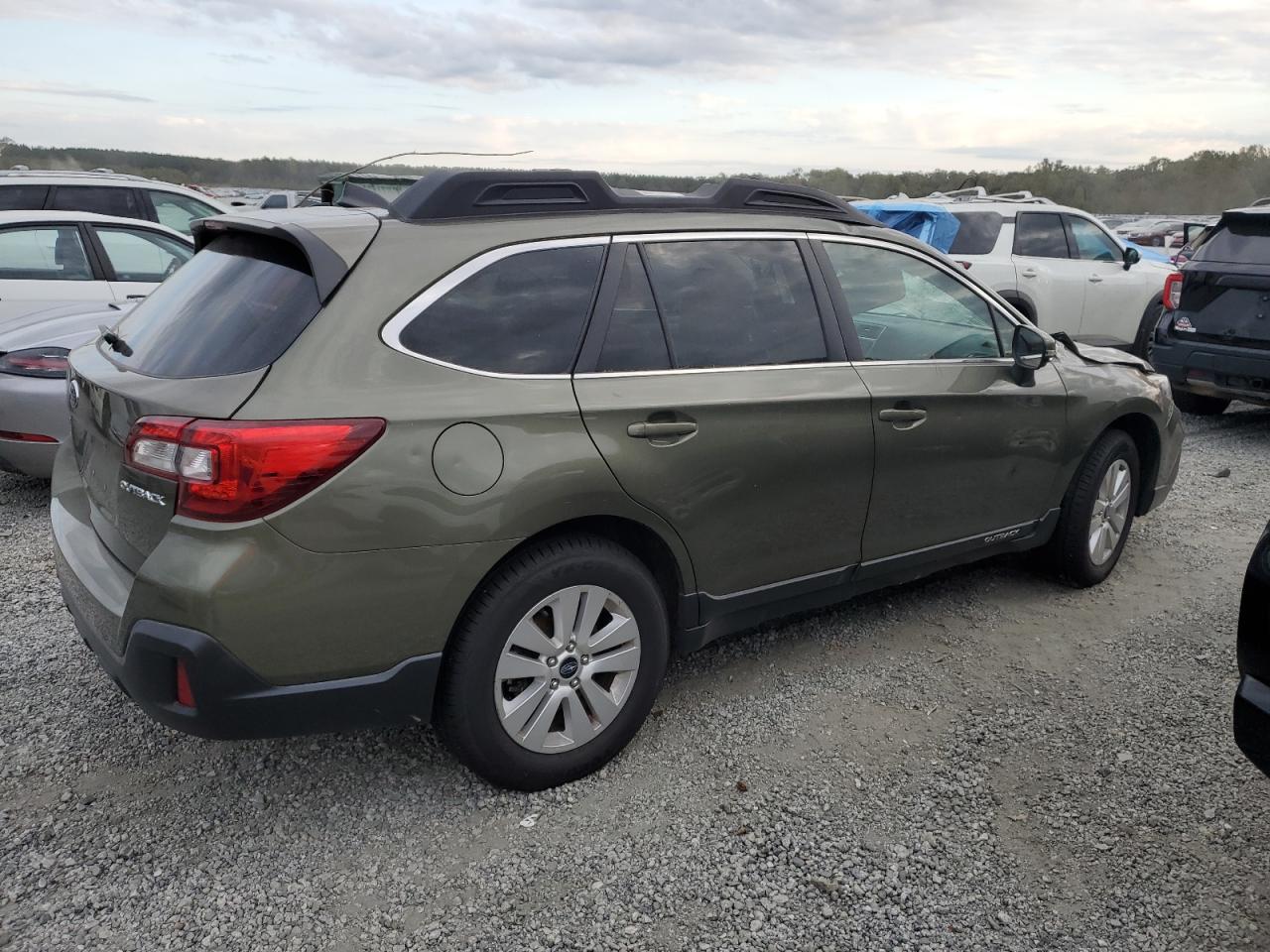 Lot #2972413495 2019 SUBARU OUTBACK 2.