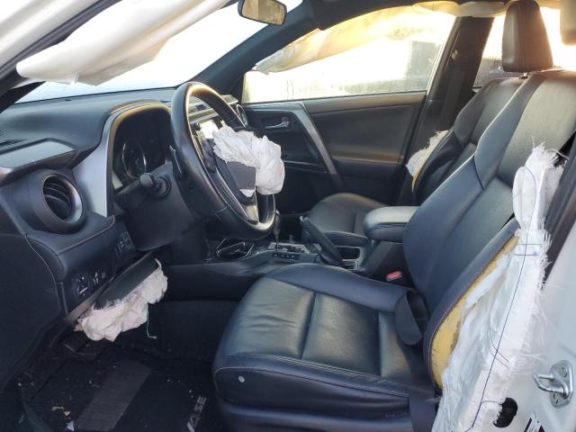 2016 TOYOTA RAV4 SE - JTMJFREV4GJ069967