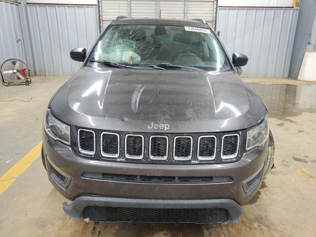 Lot #2952956752 2018 JEEP COMPASS SP