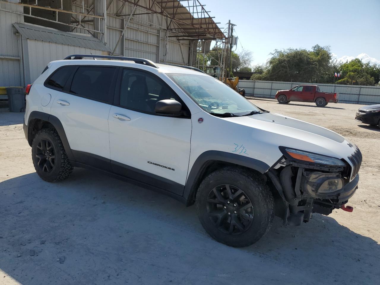 Lot #2953090657 2014 JEEP CHEROKEE T