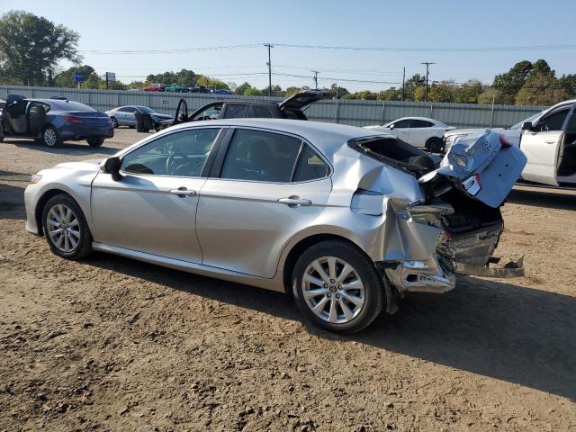 VIN JTNB11HK8J3023569 2018 Toyota Camry, L no.2