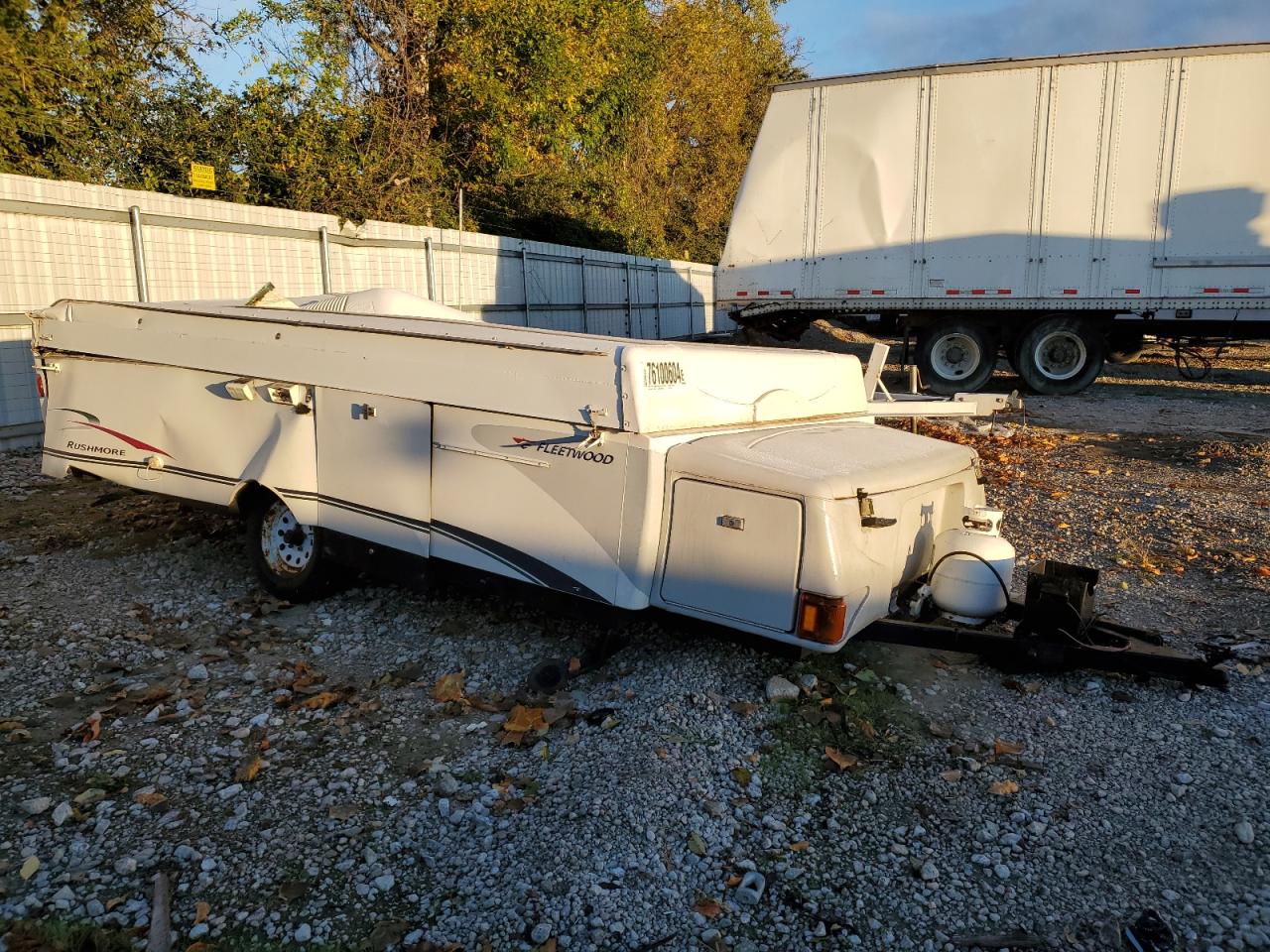 Lot #2987008843 2005 OTHER RV