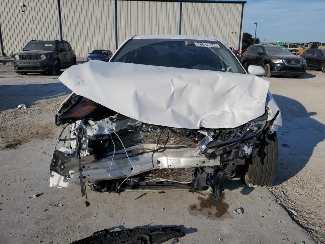 VIN 4T1G11AK5NU710735 2022 Toyota Camry, SE no.5