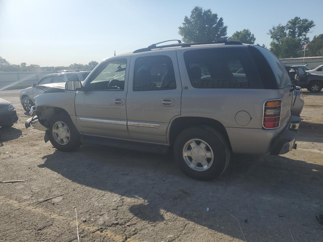 Lot #2926277538 2004 GMC YUKON