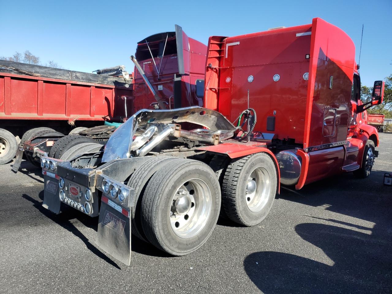 Lot #2936012816 2014 PETERBILT 579