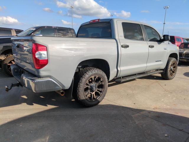 VIN 5TFEY5F14JX242374 2018 Toyota Tundra, Crewmax Sr5 no.3