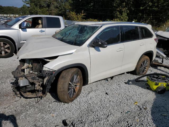 2017 TOYOTA HIGHLANDER SE 2017