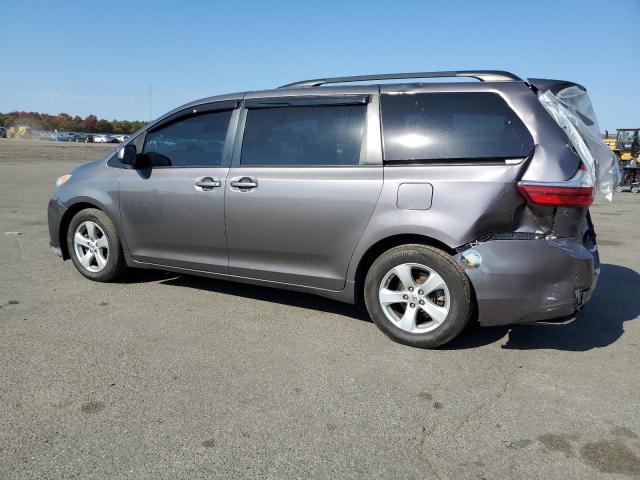 VIN 5TDKK3DC8GS718184 2016 Toyota Sienna, LE no.2